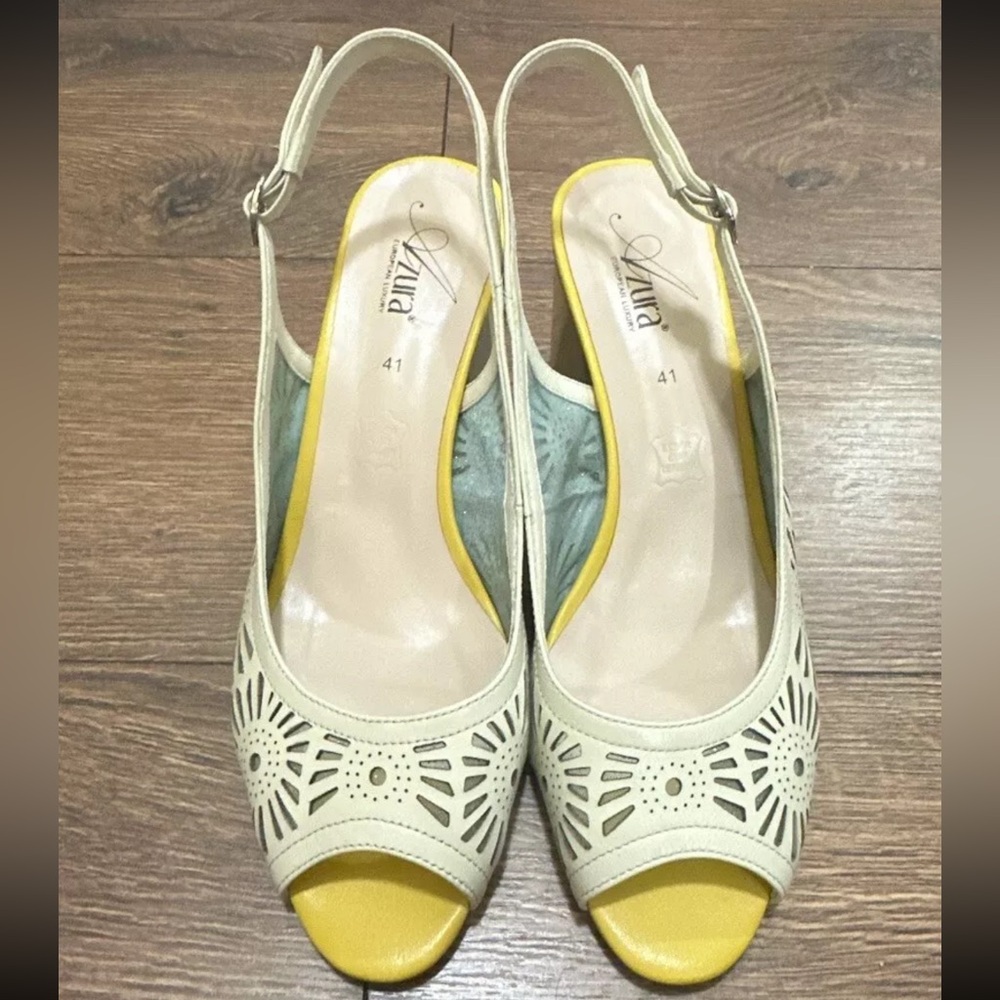 Azura Sandals Womens Size 10 White & Yellow Spring Step Engagement Slingback